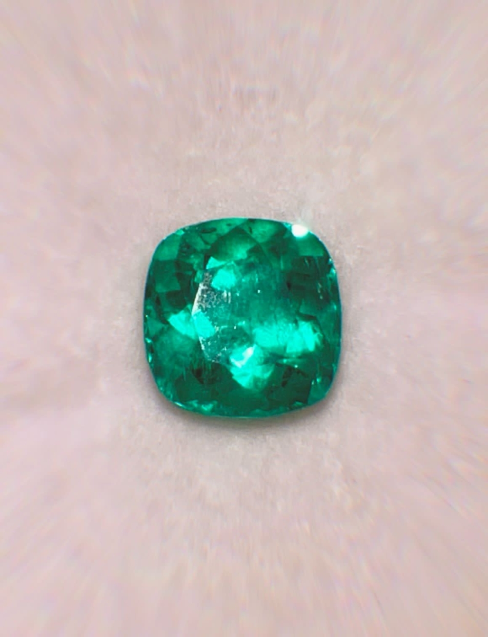 Green Emerald Stone in Cartagena